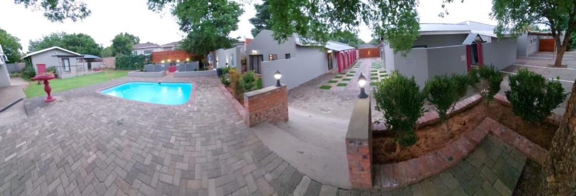 The Homestead Bloemfontein Extérieur photo