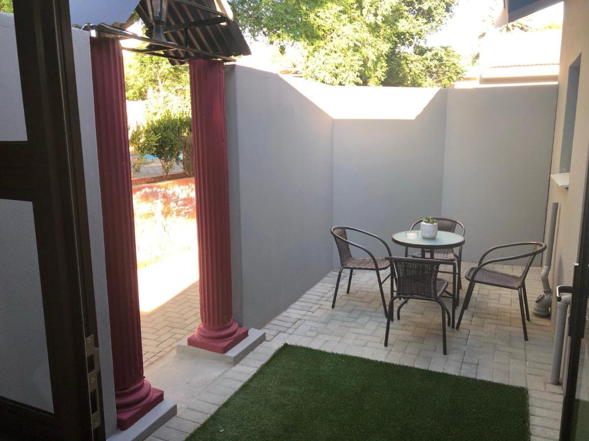 The Homestead Bloemfontein Extérieur photo